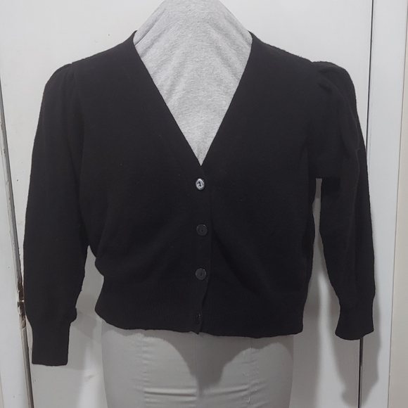 Old Navy Cardigan - Picture 4 of 5